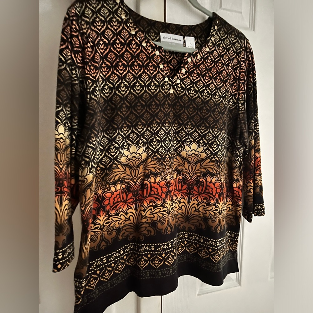 Alfred Dunner top